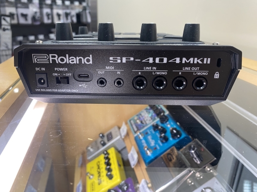 Store Special Product - Roland - SP-404MK2
